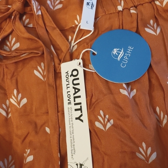 Cupshe Diane Geometric Print Drawstring Waist Shorts Size M - Picture 4 of 6